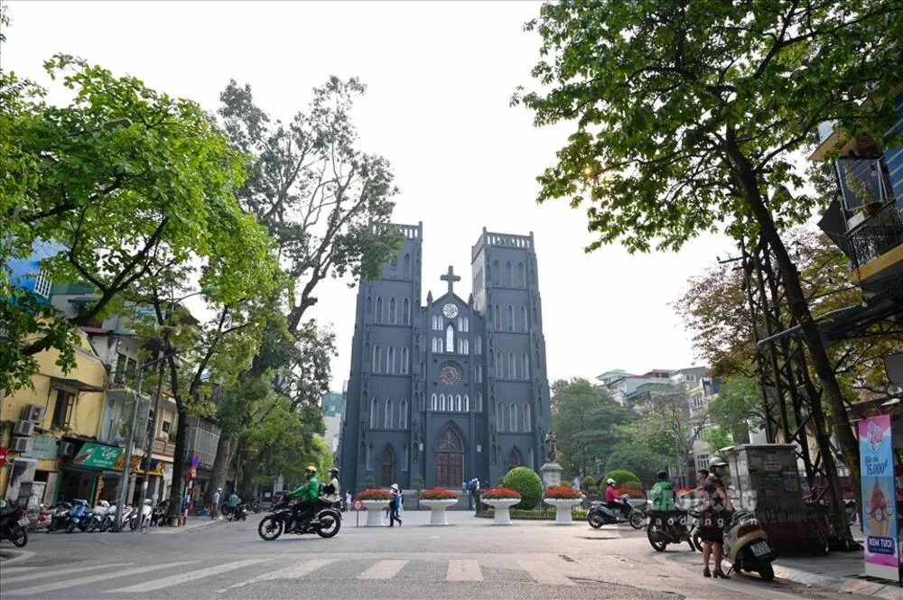Nhà Thờ Lớn Hà Nội gần Ladi Rustica
